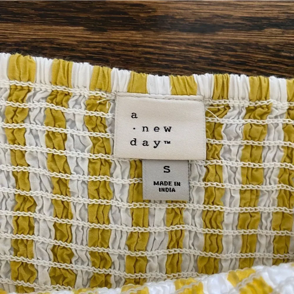A New Day Strapless Smocked Tube Sundress Yellow White Stripe Small
